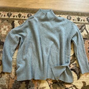 Women’s Loft sweater